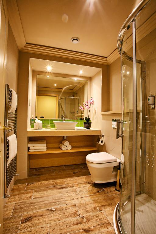 Torc Hotel Киларни Стая снимка